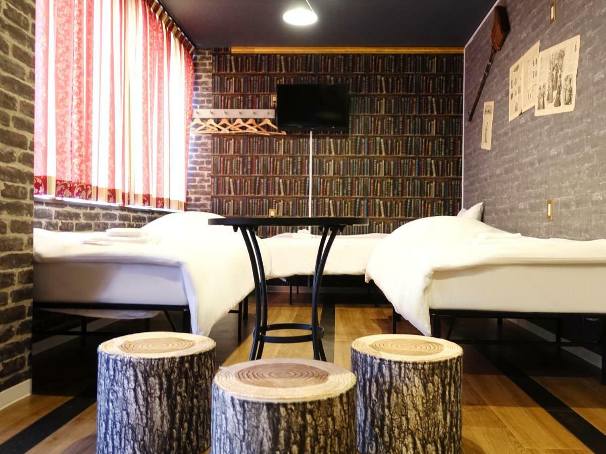 Hostel Briller Universal Japon Ōsaka Exterior foto